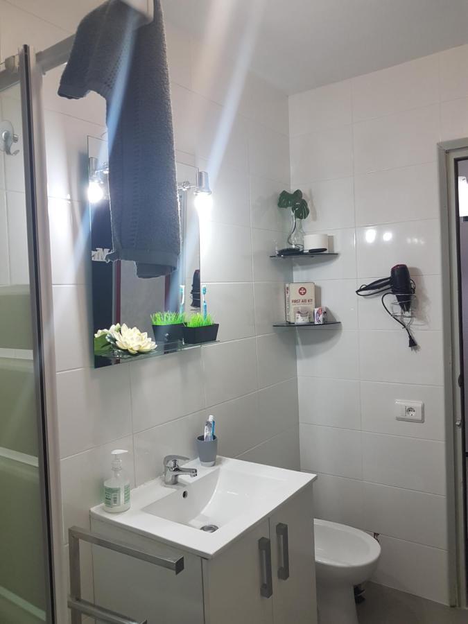 Centric Rooms Mercado Alicante Bagian luar foto