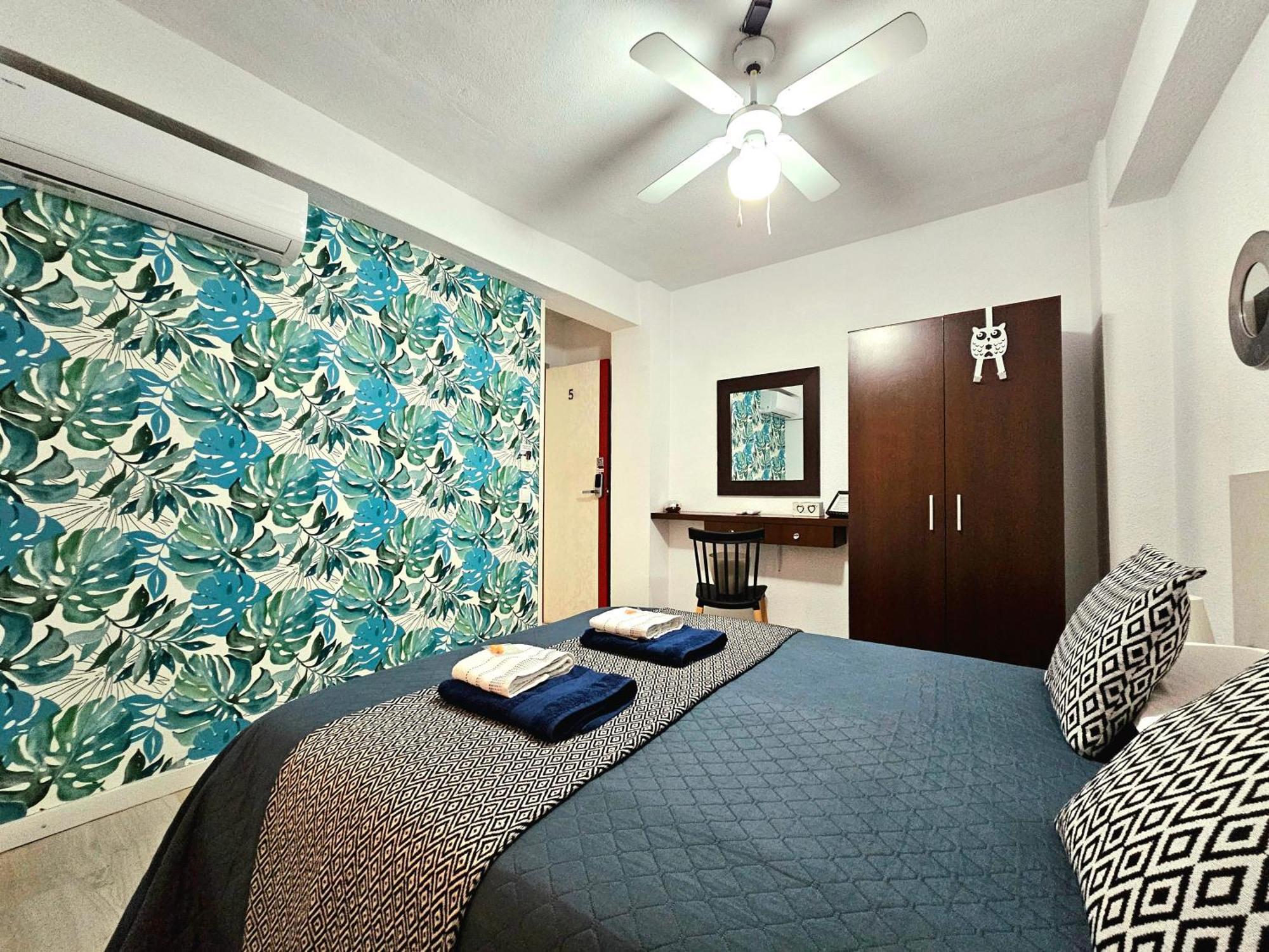 Centric Rooms Mercado Alicante Bagian luar foto