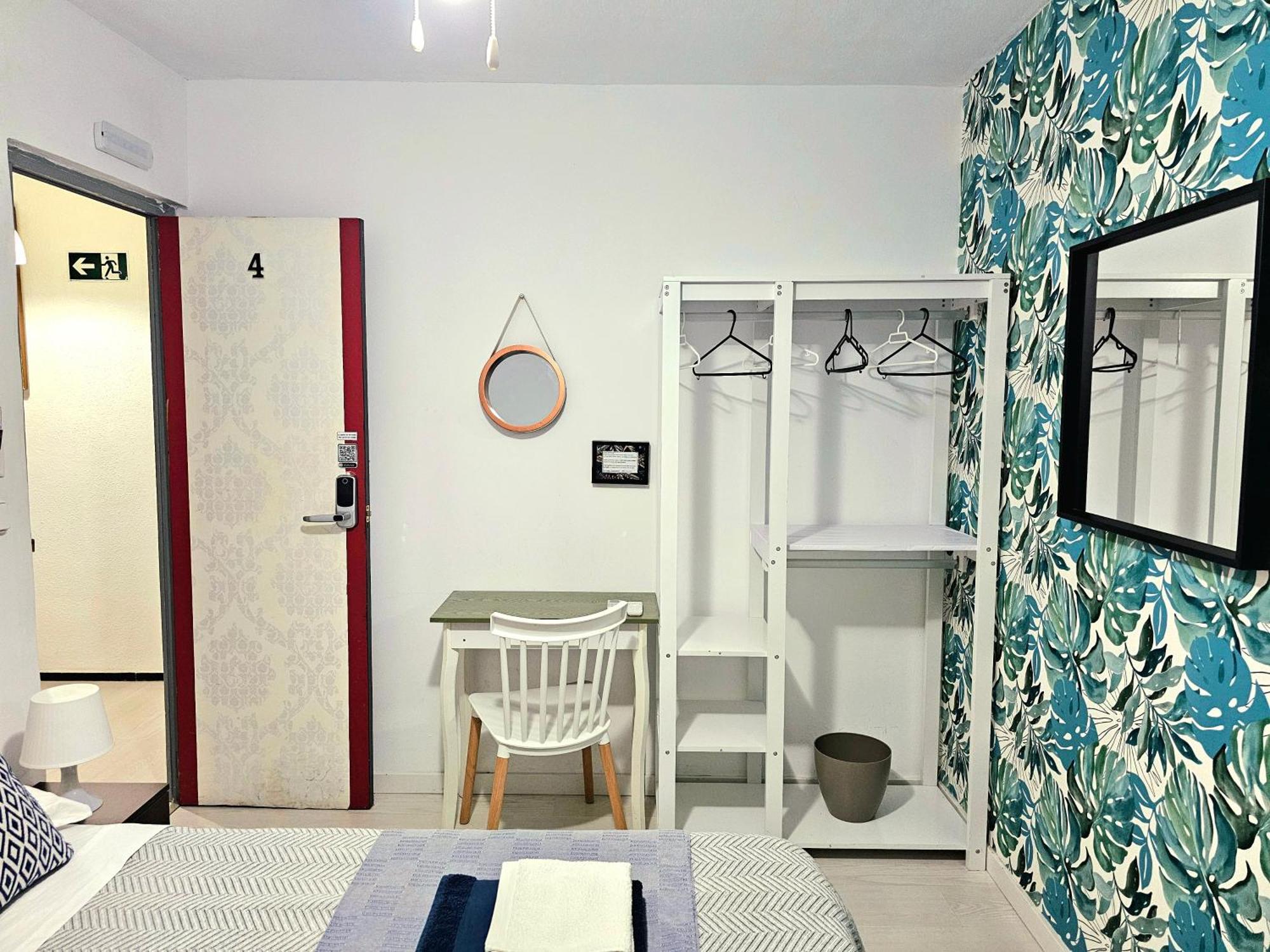 Centric Rooms Mercado Alicante Bagian luar foto